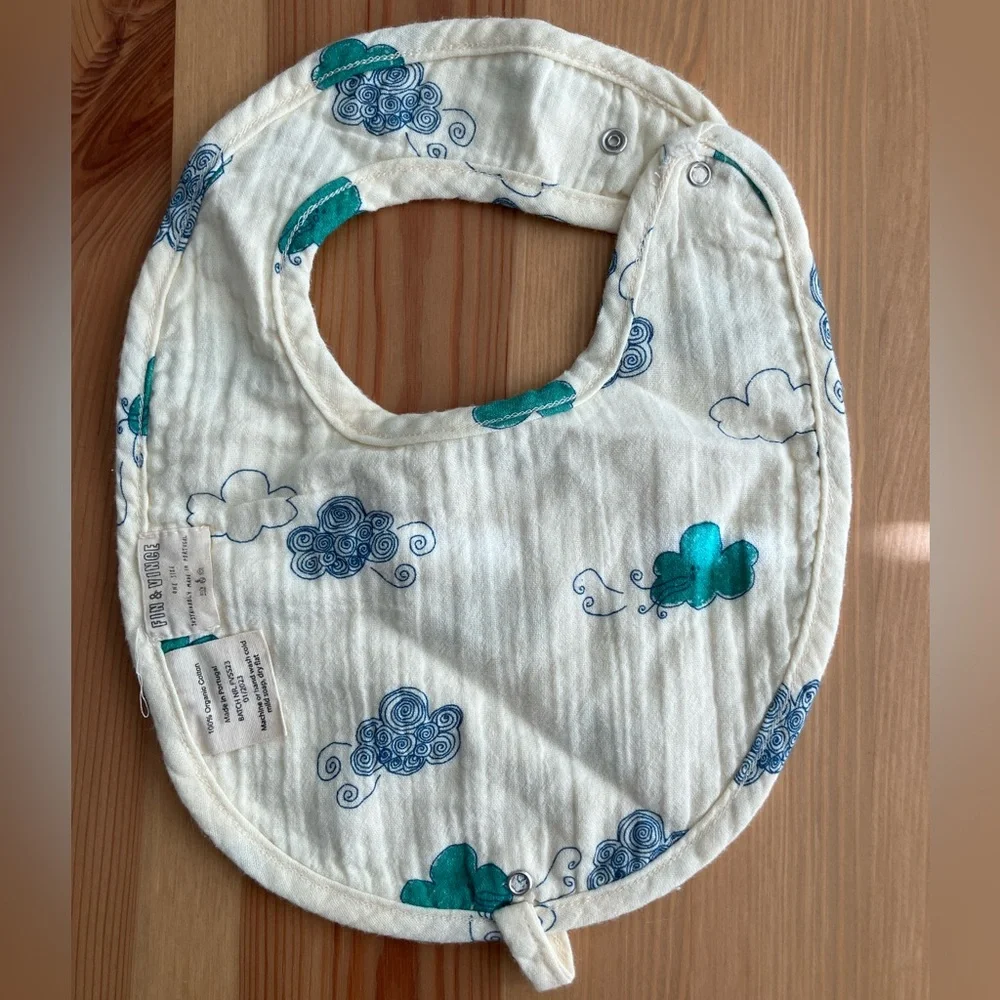 Fin & Vince Breezy Cotton Gauze Baby Bib